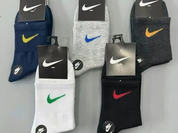 Bulk Lots: 100 pcs mixed style sports socks