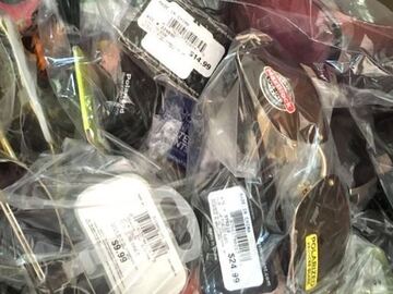 Bulk Lots: 125 ASSORTED FOSTER GRANT SUNGLASSES
