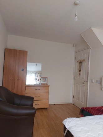 Double bedroom - Female - Moss side -Manchester