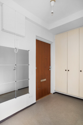 Renting out a studio apartment close to Matinkylä Metro station