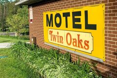 Service:  Twin Oaks Motel – Your Cozy and Budget-Friendly Stay in Orono