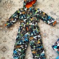 Winter sports: Boy ski suit 