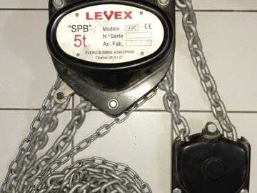 À vendre: Palan 5 T. de marque Levex manuel a chaine