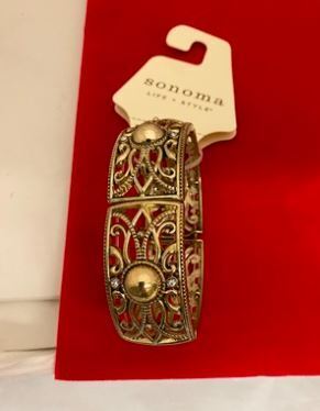 50 pcs-Kohl's Antique Gold Bracelets-$24.00 retail-$1.99 pc