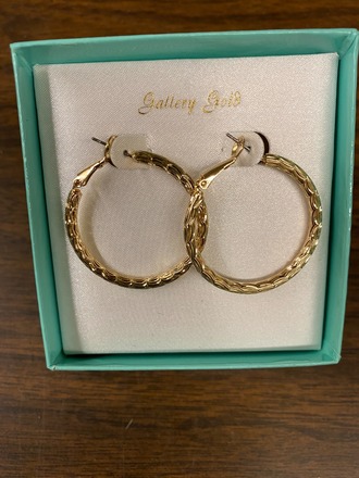 40 pairs-Earrings in Tiffany Blue Gift Boxes-$2.50 pr
