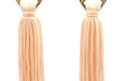 Bulk Lots: 100 Pairs of Assorted Fashion Earrings 