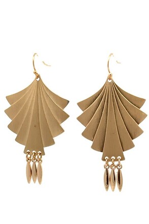 100 Pairs of Assorted Fashion Earrings 