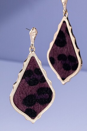 100 Pairs of Assorted Fashion Earrings 