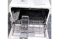 Myydään: A small dishwasher (pick-up)