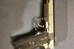 Selling: Skeleton sidearms SS1911 pistol
