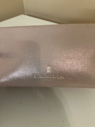 Elizabeth Arden One and Only Make Up Pouches 50pcs