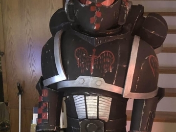 Selling with online payment: Warhammer 40k - Space marine
