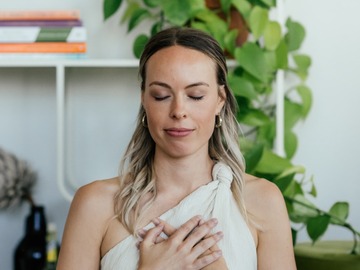 Wellness Session Single: Personalized Restorative Meditation and Yoga Session with Lara