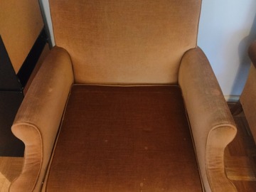 Myydään: Nojatuoli ANNETAAN 