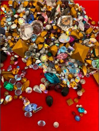 500 grams--Genuine Swarovski Rhinestones--$19.99