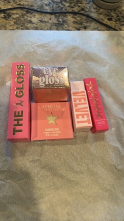 40pc Jeffree Star makeup bulk lot