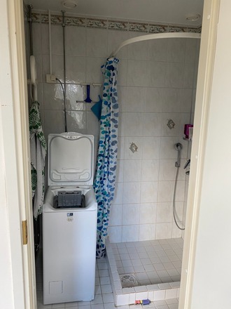 furnished room in Espoo, bills covered, available from 31.8.25