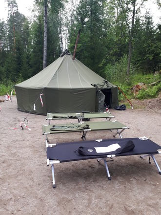 Kotateltta Nova Explorer ja kamina 