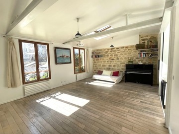 Location avec demande de devis: Résidence au coeur de Belleville (théâtre, danse, musique)