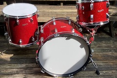 Selling with online payment: Rogers Red Sparkle player kit