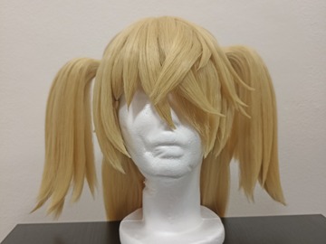 Selling with online payment: STYLED Genshin Impact Fischl cosplay wig