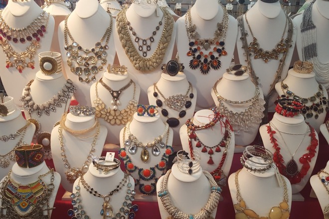 50 Massive Jewelry Overstock Blowout / Stunning Pieces