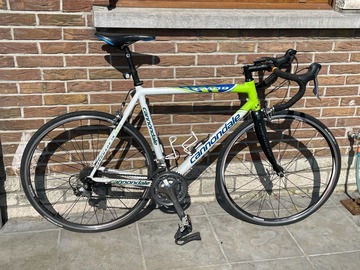 À vendre: Vélo de course Canondale