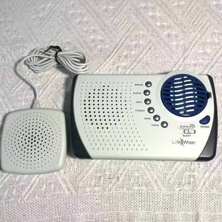 55 Pcs RadioShack Lifewise Aromatherapy Sleep Machine