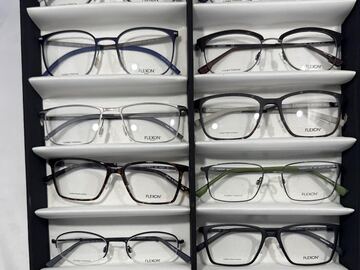 Selling with online payment: 12 Flexon frames. $30 each. $360 total + shipping= $373 Total. 