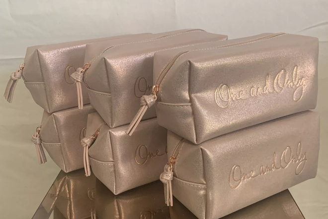 Elizabeth Arden Make Up Bags 100pcs Same Color Same Style
