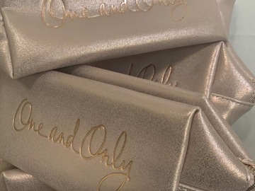 Bulk Lots: Elizabeth Arden Make Up Bags 100pcs Same Color Same Style