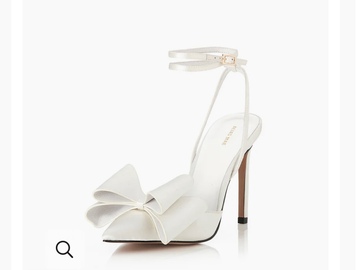 Selling: Alias Mae Bridal heels