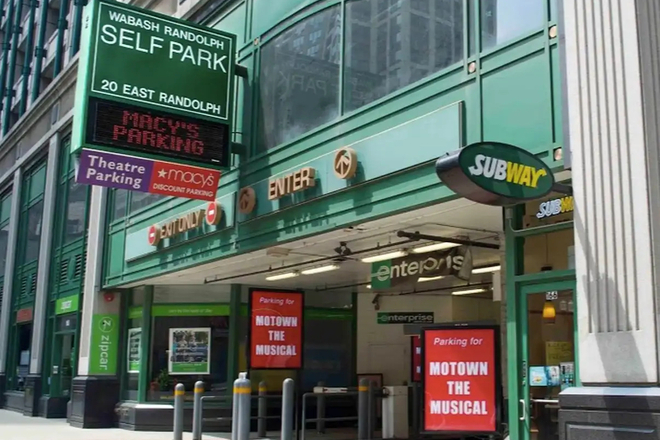 Chicago IL, Wabash-Randolph Parking Garage, Near Shopping & Food