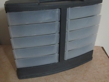 À vendre: Rangement bricolage