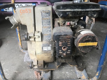 À vendre: Pompe à eau thermique ROBIN