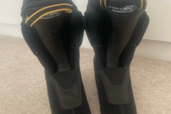 Winter sports: Salomon ski boot liner new