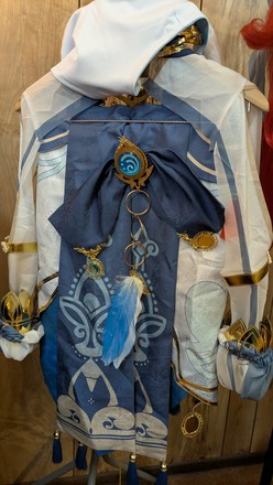 Nilou Genshin Impact Cosplay - SIZE LARGE- ⭐ READ DESCRIPTION ⭐