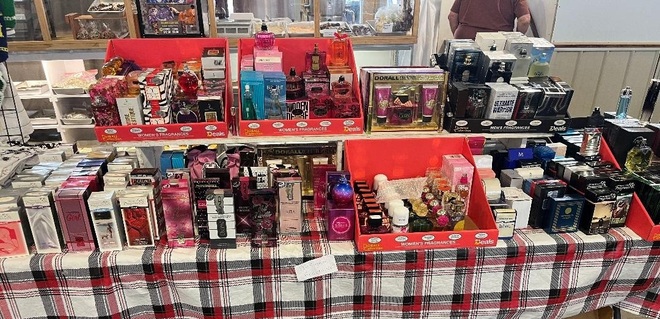WAREHOUSE CLEARANCE LOT Designer Inspired 50 Piece Fragrance Lot