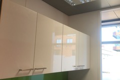 Gebruikte apparatuur: Hanngende Kast