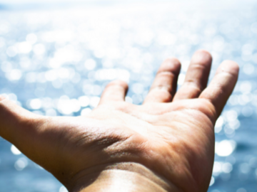 Selling: Draw Them Closer To You Powerful Manifestation
