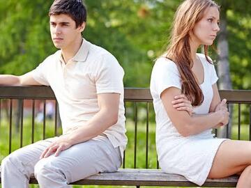 Selling: Are we together ❤️ or not ? 