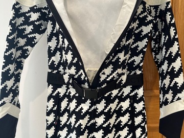 Winter sports: Women’s Perfect Moment Houndstooth Tignes Ski Suit, S