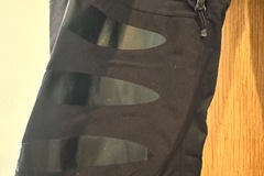 Winter sports: Men’s Napapijri ski trousers, L