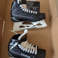 Verkaufen mit Online-Zahlungen: NEUE Bauer Goalie Schlittschuhe 