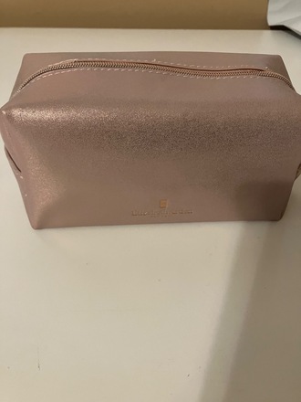 Elizabeth Arden Make Up Bags 100pcs Same Color Same Style
