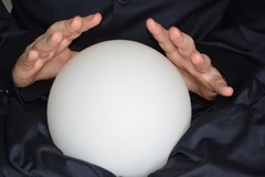 Selling: Relationship Crystal Ball Reading 