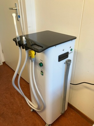 €880 Handzame afzuigunit (600 watt) met 2 afzuigkanalen