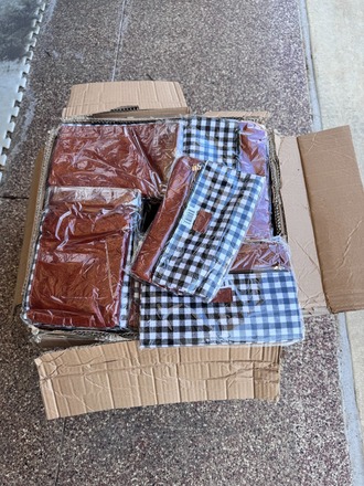 100 pcs Foldover Clutch - Buffalo Check w Faux Brown leather