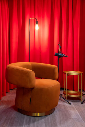 Red Podcast Set