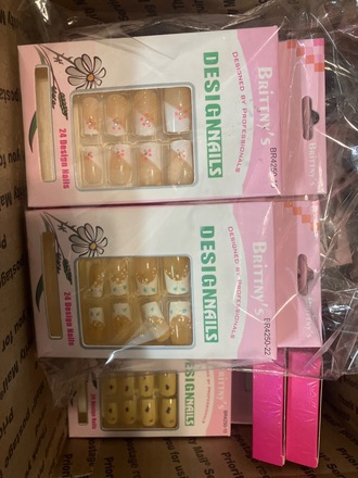 200pcs Nails Sets (NO GLUE) Assorted Styles